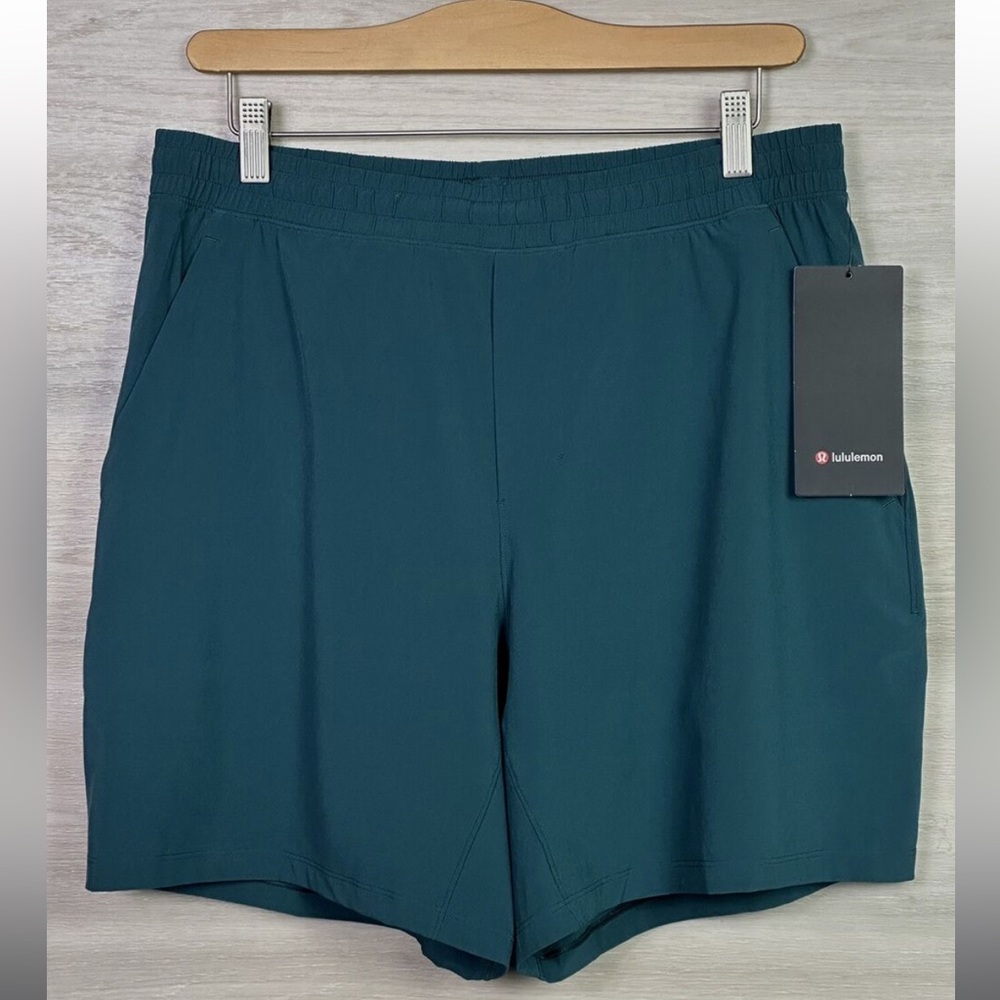 Lululemon Pace Breaker Short 5” Lined Size L Green Jasper